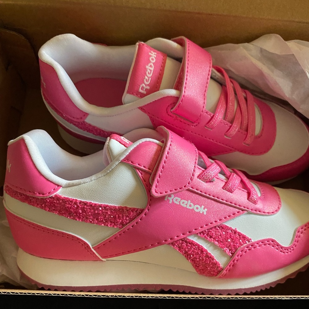 Size 13  girls - Pink Reebok